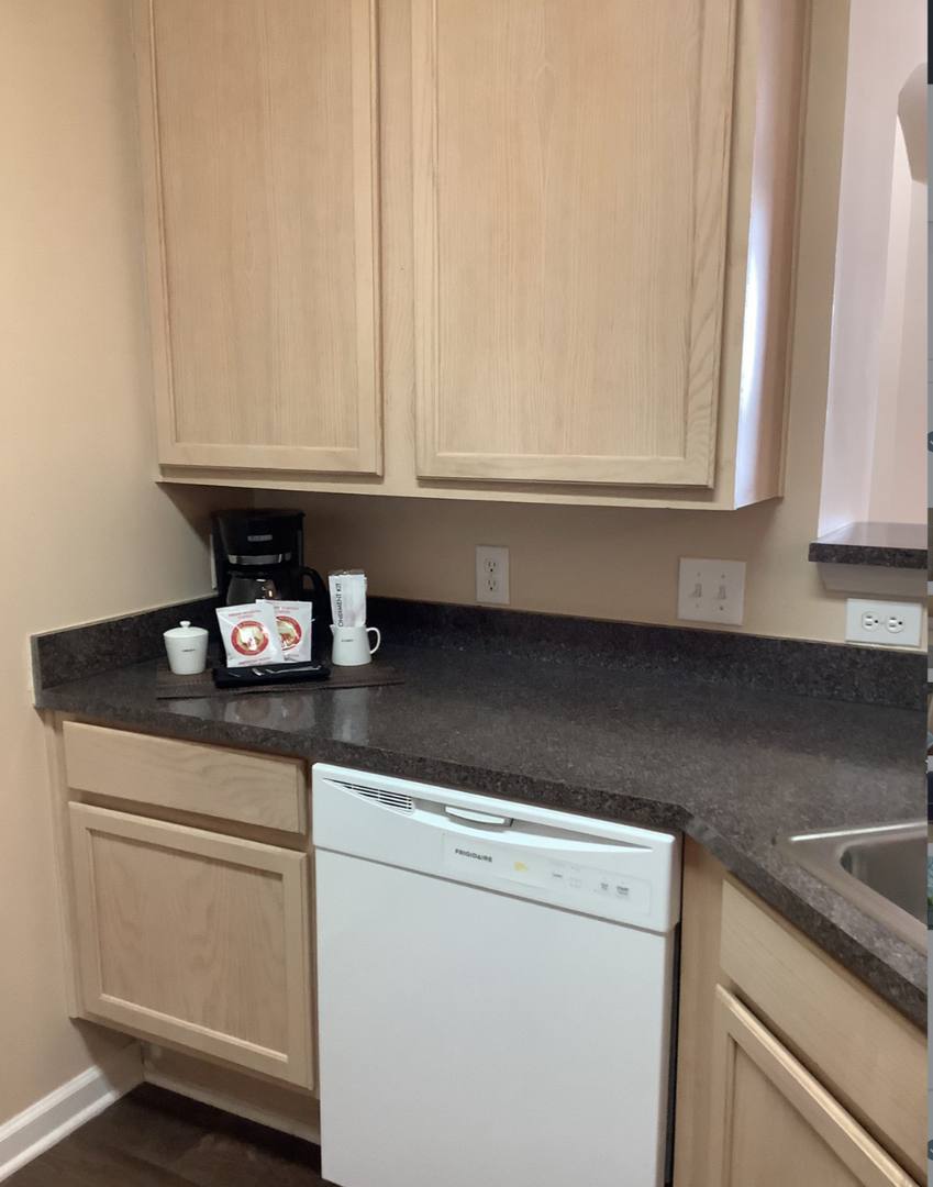 Apartment for rent at 2101 21st SE, Hickory, NC 28602