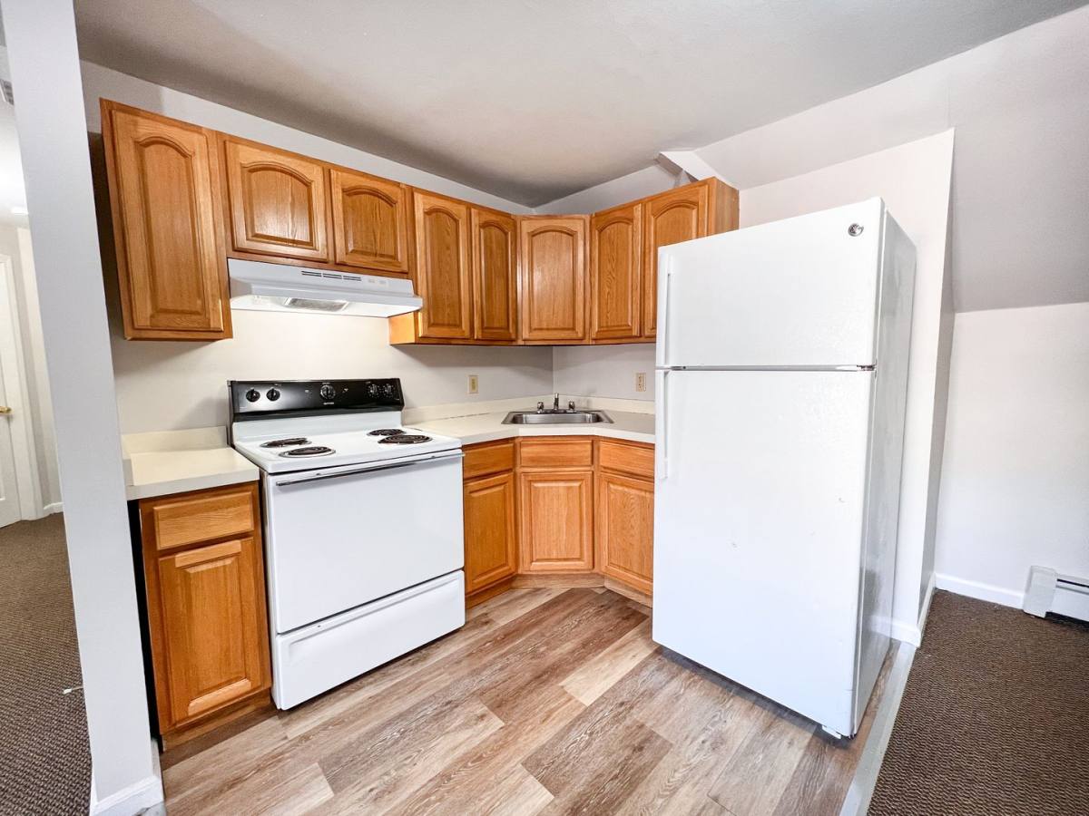 Apartment for rent at 207 Wethersfield Ave, Hartford, CT 06114