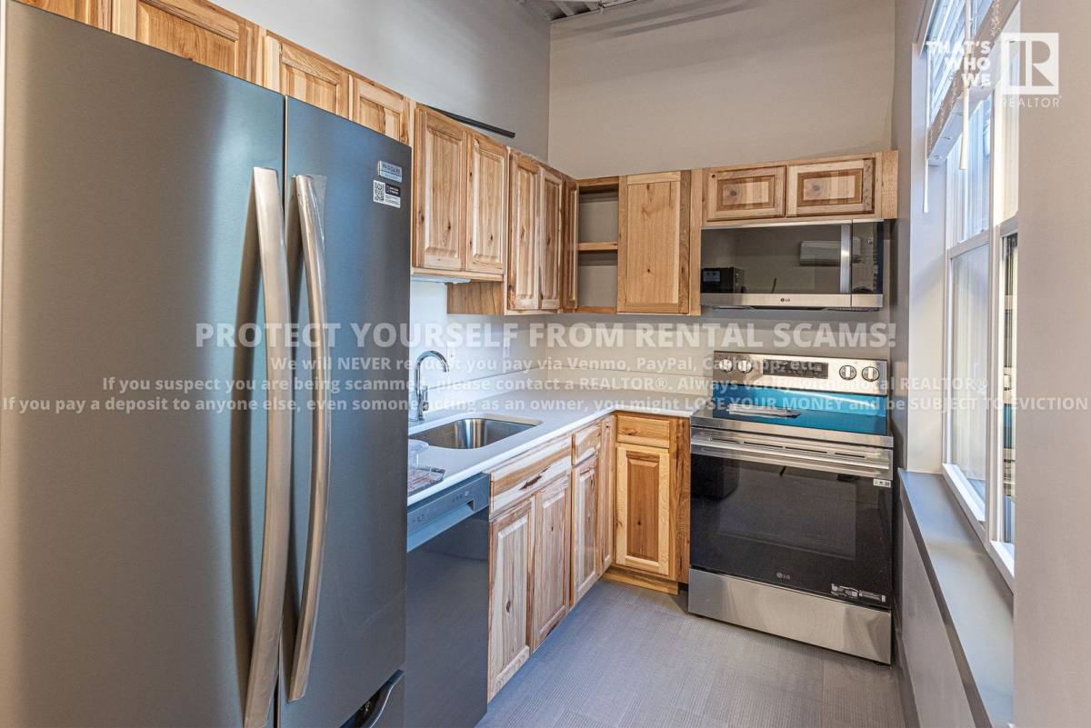 Apartment for rent at 315 N Eureka Alley #5, Fayetteville, AR 72701