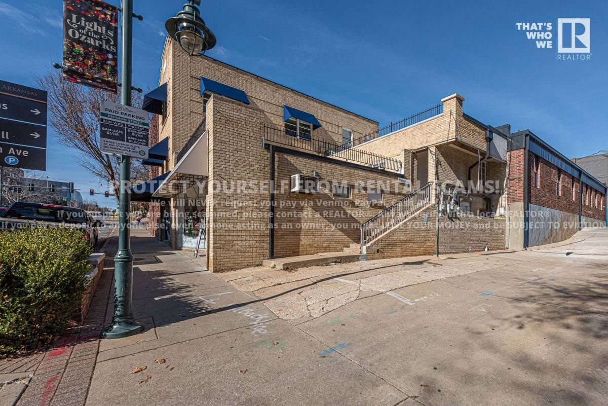 Apartment for rent at 315 N Eureka Alley #5, Fayetteville, AR 72701