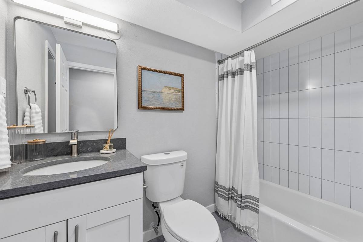 Apartment for rent at 7201-05 Gravois Ave, Saint Louis, MO 63116