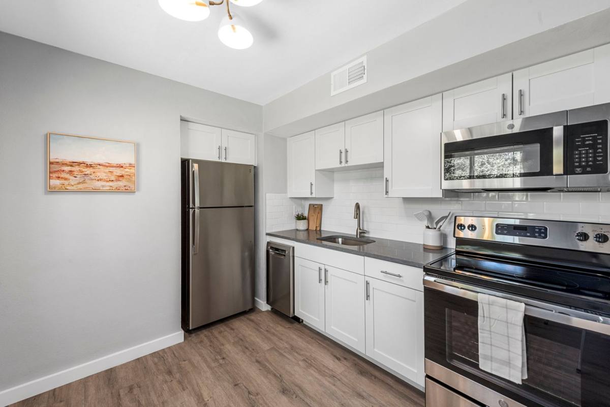 Apartment for rent at 7201-05 Gravois Ave, Saint Louis, MO 63116