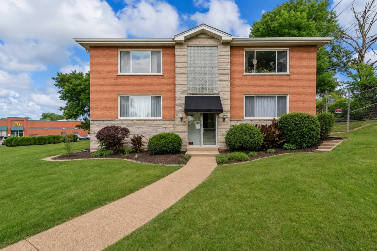 Apartment for rent at 7201-05 Gravois Ave, St. Louis, MO 63116