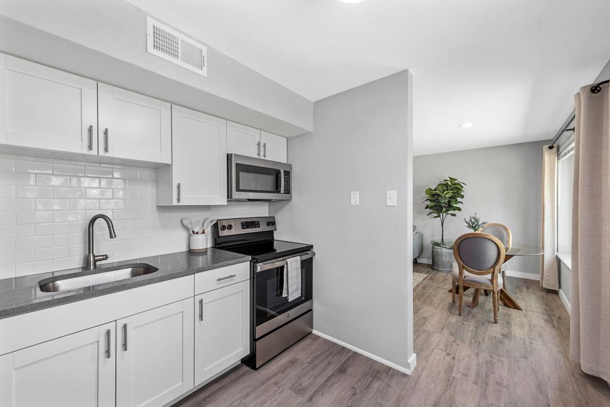 Apartment for rent at 7201-05 Gravois Ave, Saint Louis, MO 63116