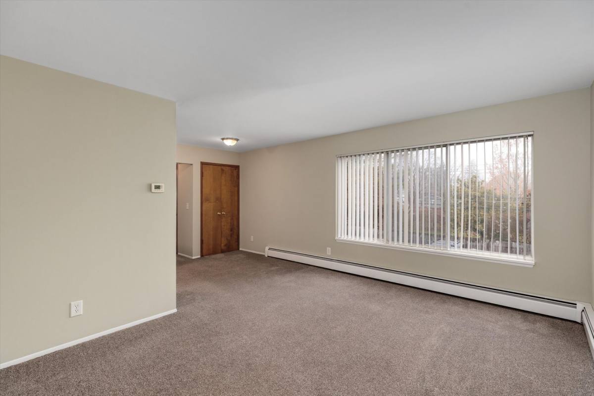 Apartment for rent at 2567 E Maple Rd, Birmingham, MI 48009
