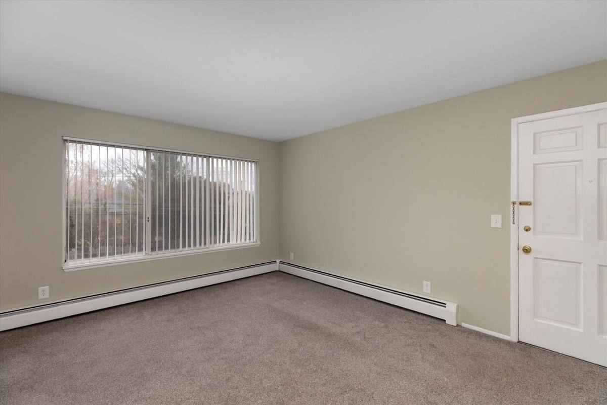 Apartment for rent at 2567 E Maple Rd, Birmingham, MI 48009