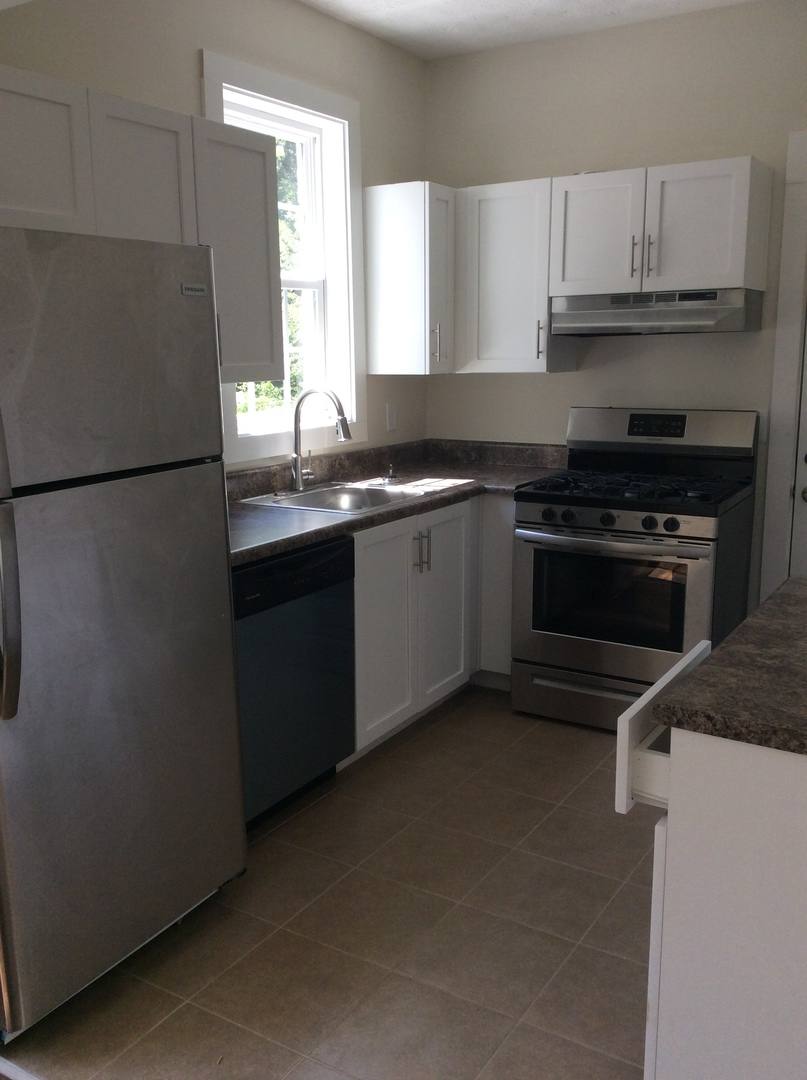 Apartment for rent at 565 Langhorn St, Atlanta, GA 30310