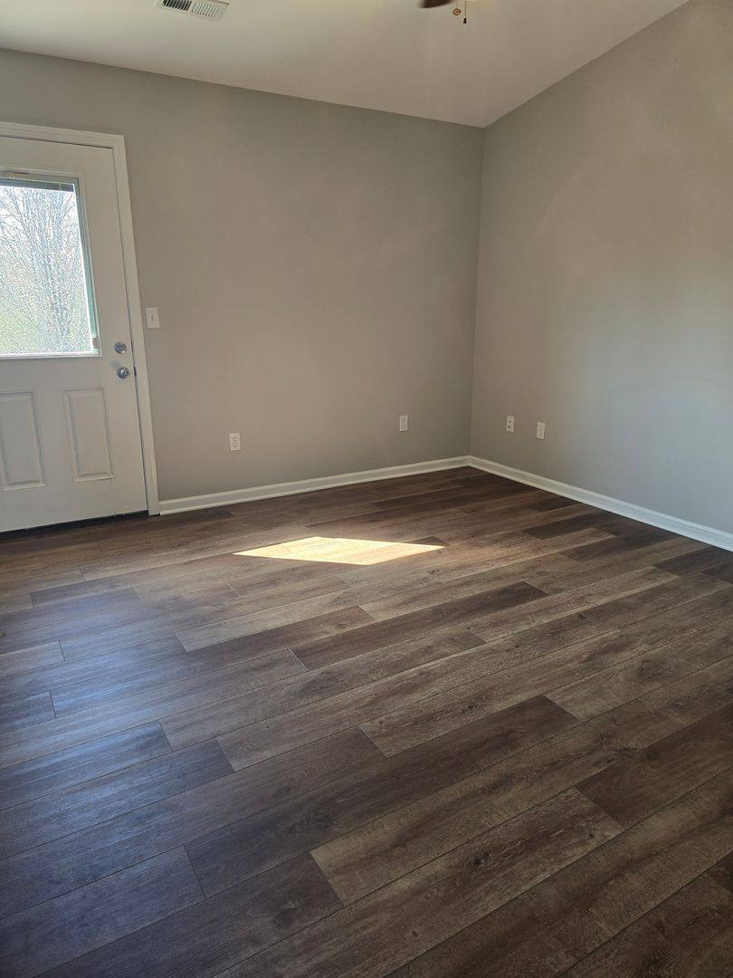 Apartment for rent at 1911 Maxwell St, Rolla, MO 65401