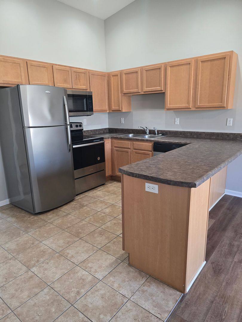 Apartment for rent at 1911 Maxwell St, Rolla, MO 65401