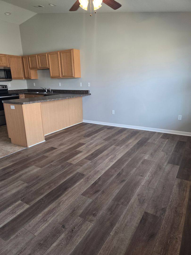Apartment for rent at 1911 Maxwell St, Rolla, MO 65401
