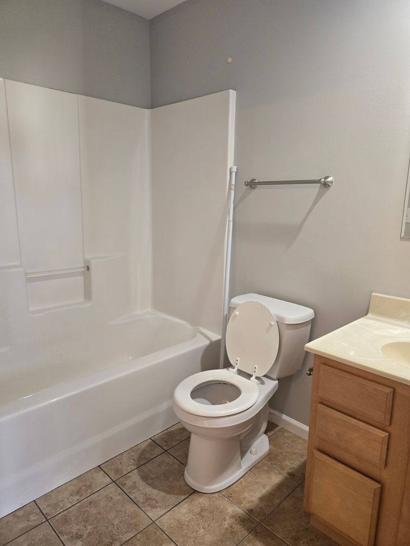 Apartment for rent at 1911 Maxwell St, Rolla, MO 65401