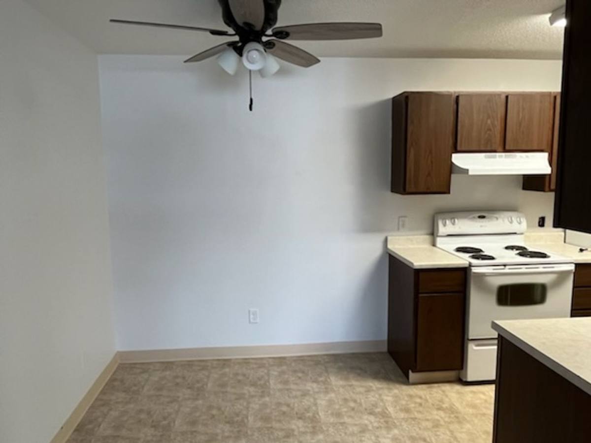 Apartment for rent at 902 & 904 9th St, Britton, SD 57430