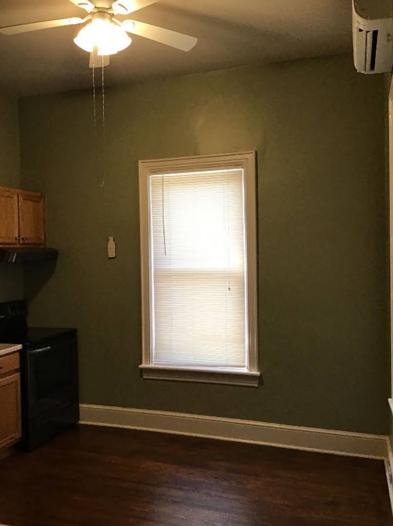 Apartment for rent at 134 E Queen St, Chambersburg, PA 17201