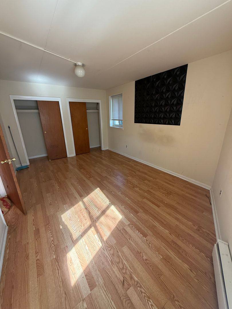Apartment for rent at 139 S State Rd, Upper Darby, PA 19082