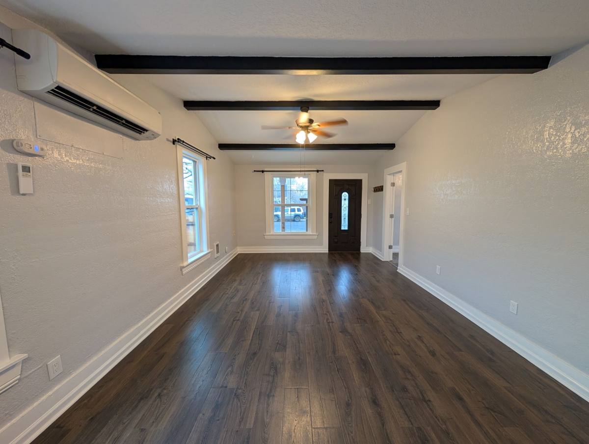 Townhouse for rent at 611 Ward St, Milton Freewater, OR 97862
