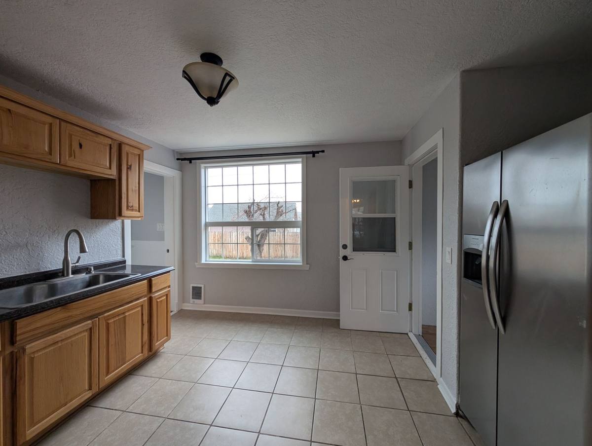 Townhouse for rent at 611 Ward St, Milton Freewater, OR 97862