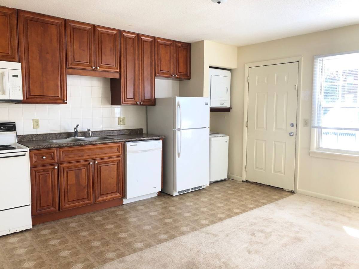Apartment for rent at 400 Knight Dr, Statesboro, GA 30458