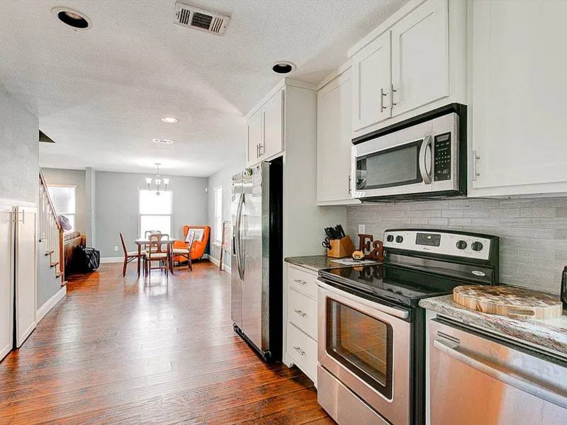 House for rent at 3201 Forest Park Blvd, Fort Worth, TX 76110