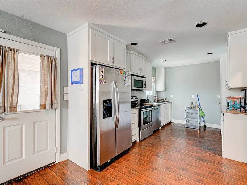 House for rent at 3201 Forest Park Blvd, Fort Worth, TX 76110