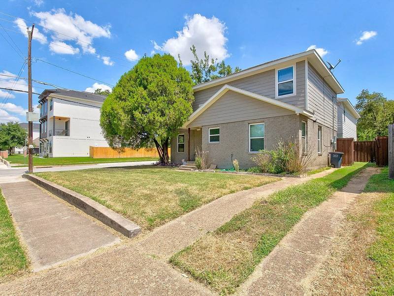 House for rent at 3201 Forest Park Blvd, Fort Worth, TX 76110