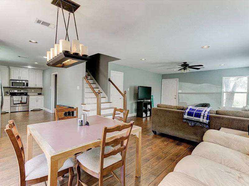 House for rent at 2313 W Devitt St, Fort Worth, TX 76110