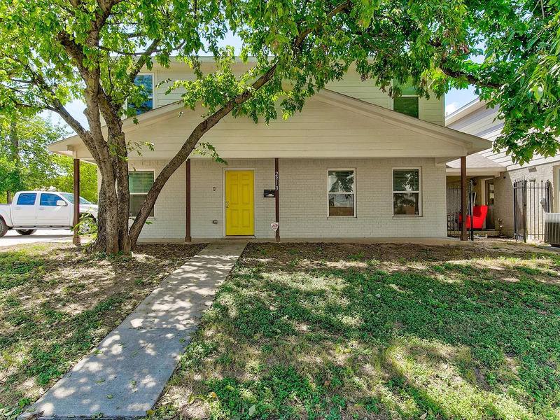 House for rent at 2313 W Devitt St, Fort Worth, TX 76110