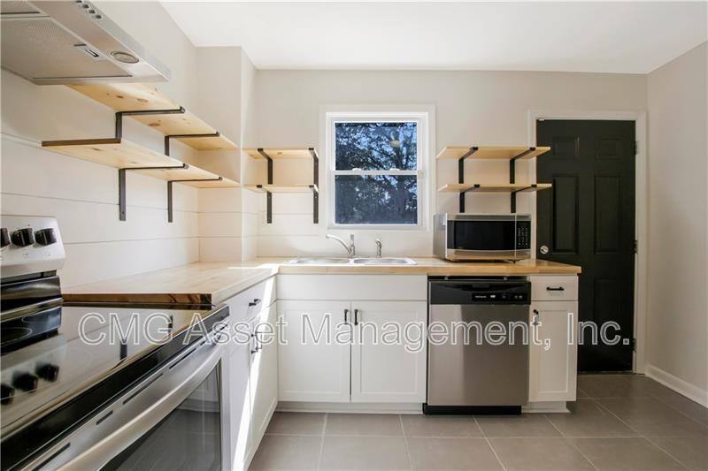 Apartment for rent at 551 Valley Hill Rd SE #A, Riverdale, GA 30274