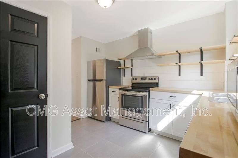 Apartment for rent at 551 Valley Hill Rd SE #A, Riverdale, GA 30274