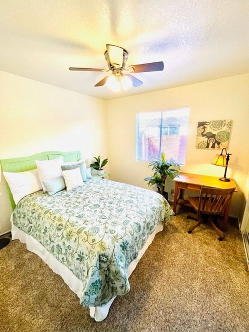 Townhouse for rent at 642 W 1st Ave, Chico, CA 95926