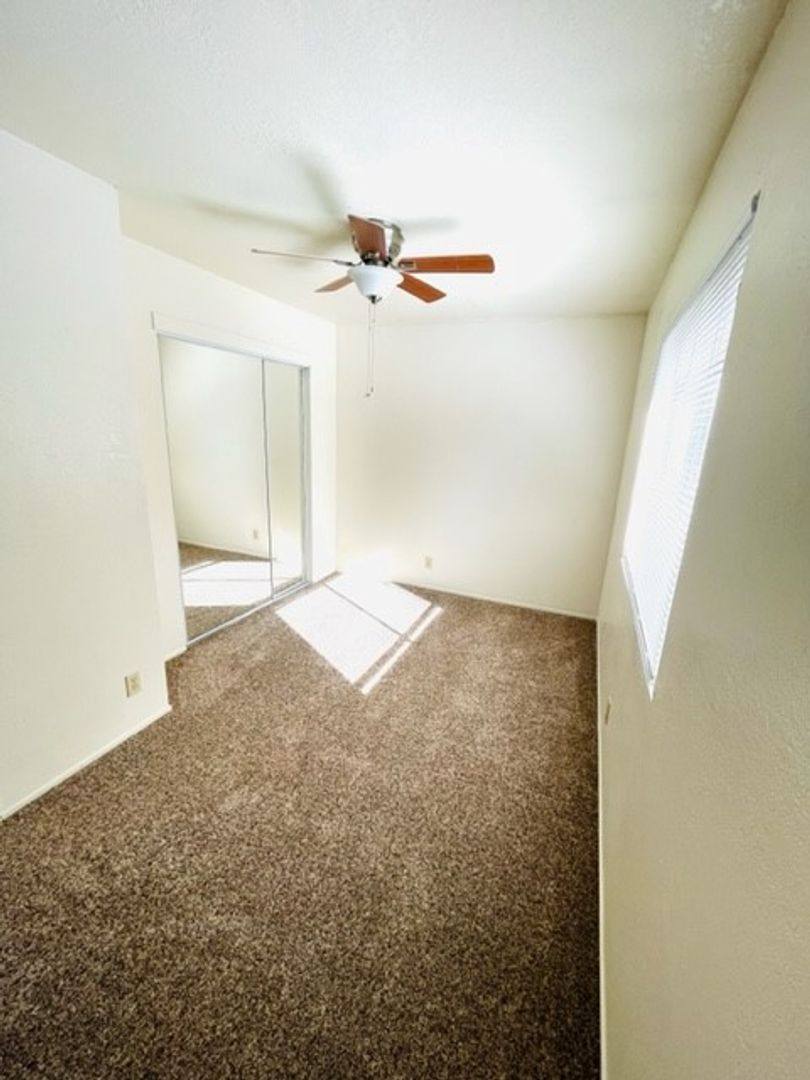 Townhouse for rent at 642 W 1st Ave, Chico, CA 95926