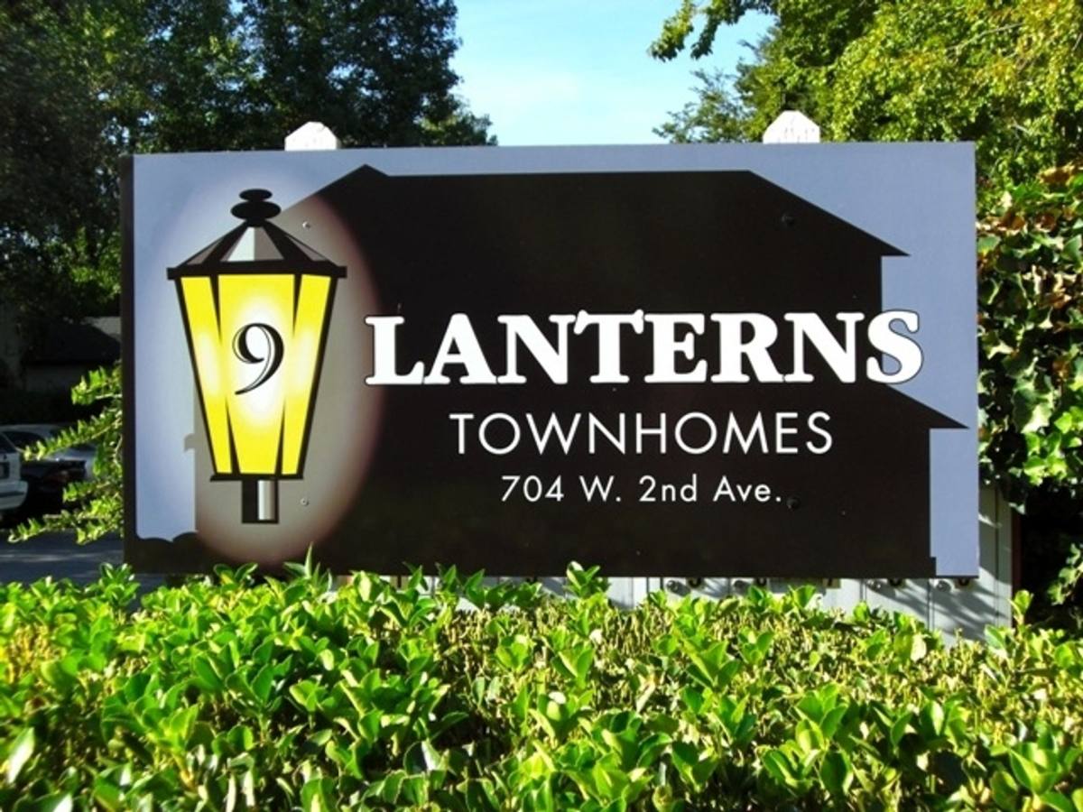 Townhouse for rent at 704 W 2nd Ave, Chico, CA 95926