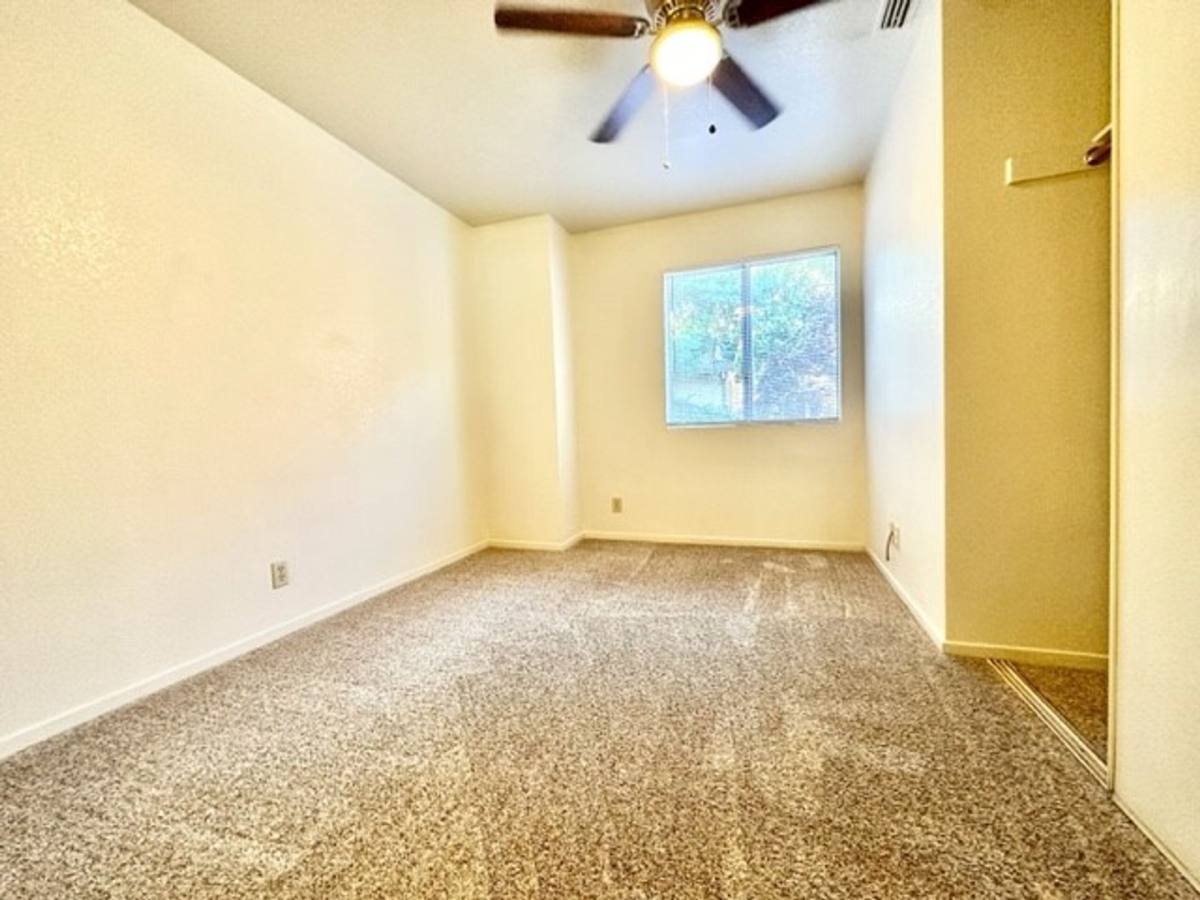 Townhouse for rent at 704 W 2nd Ave, Chico, CA 95926