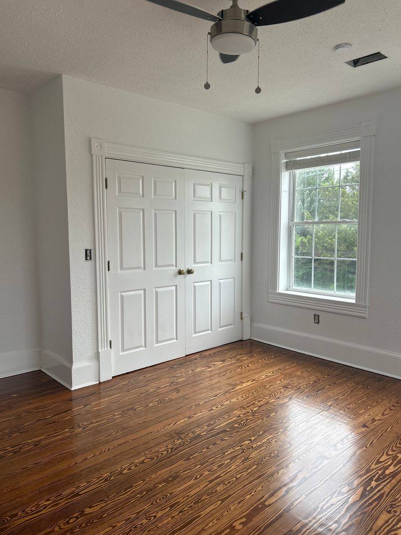Apartment for rent at 614 E Gwinnett St, Savannah, GA 31404
