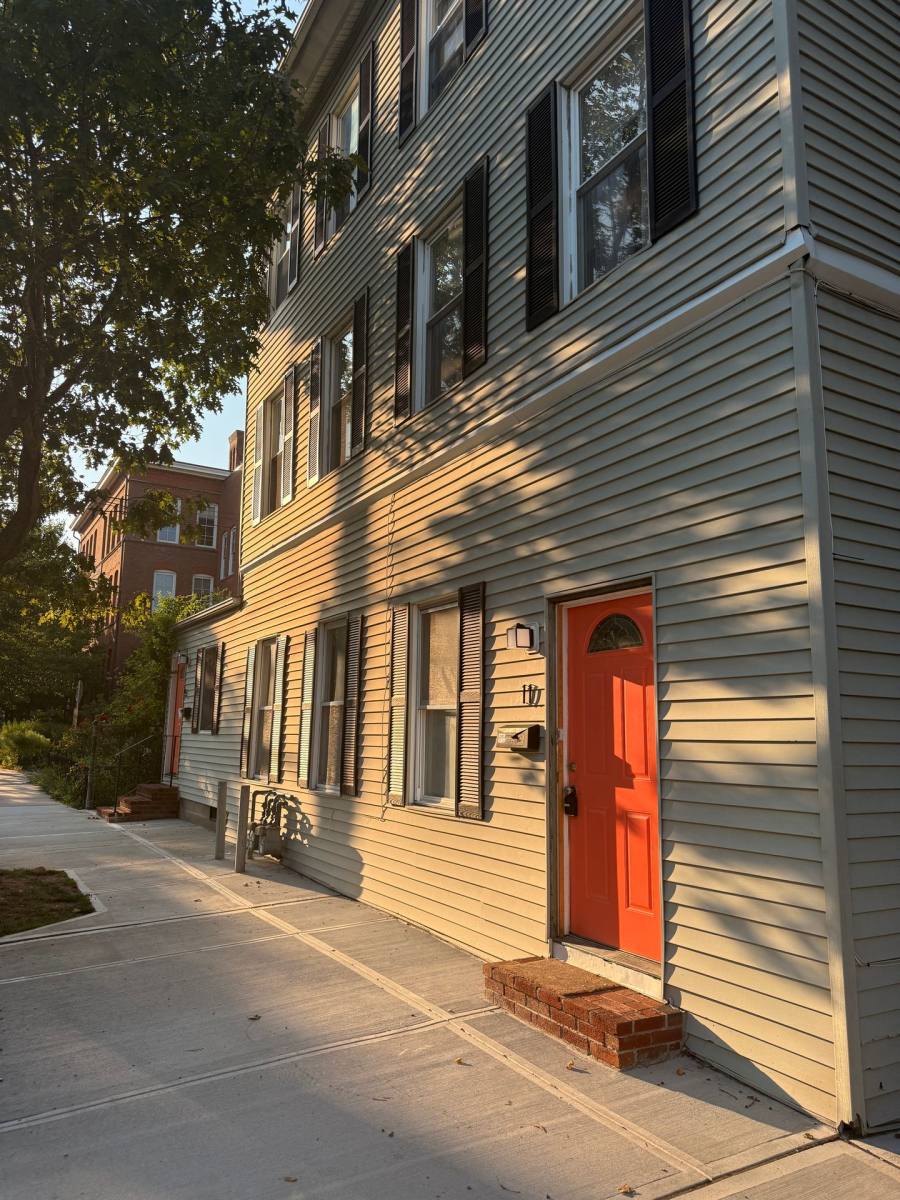 Apartment for rent at 11 Lawrence St, New Haven, CT 06511