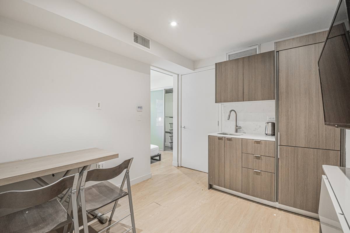 Condo for rent at 58695B W 88th St #5B, Los Angeles, CA 90045