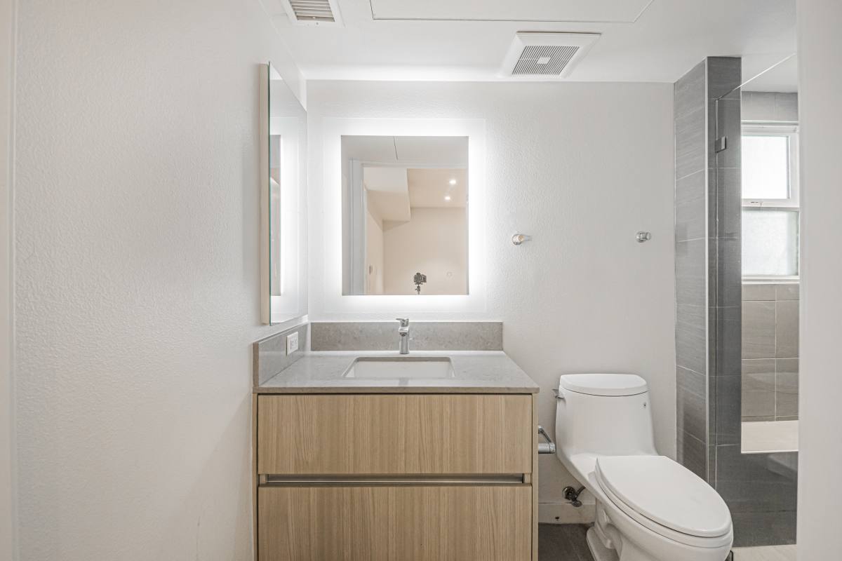 Condo for rent at 58695B W 88th St #5B, Los Angeles, CA 90045