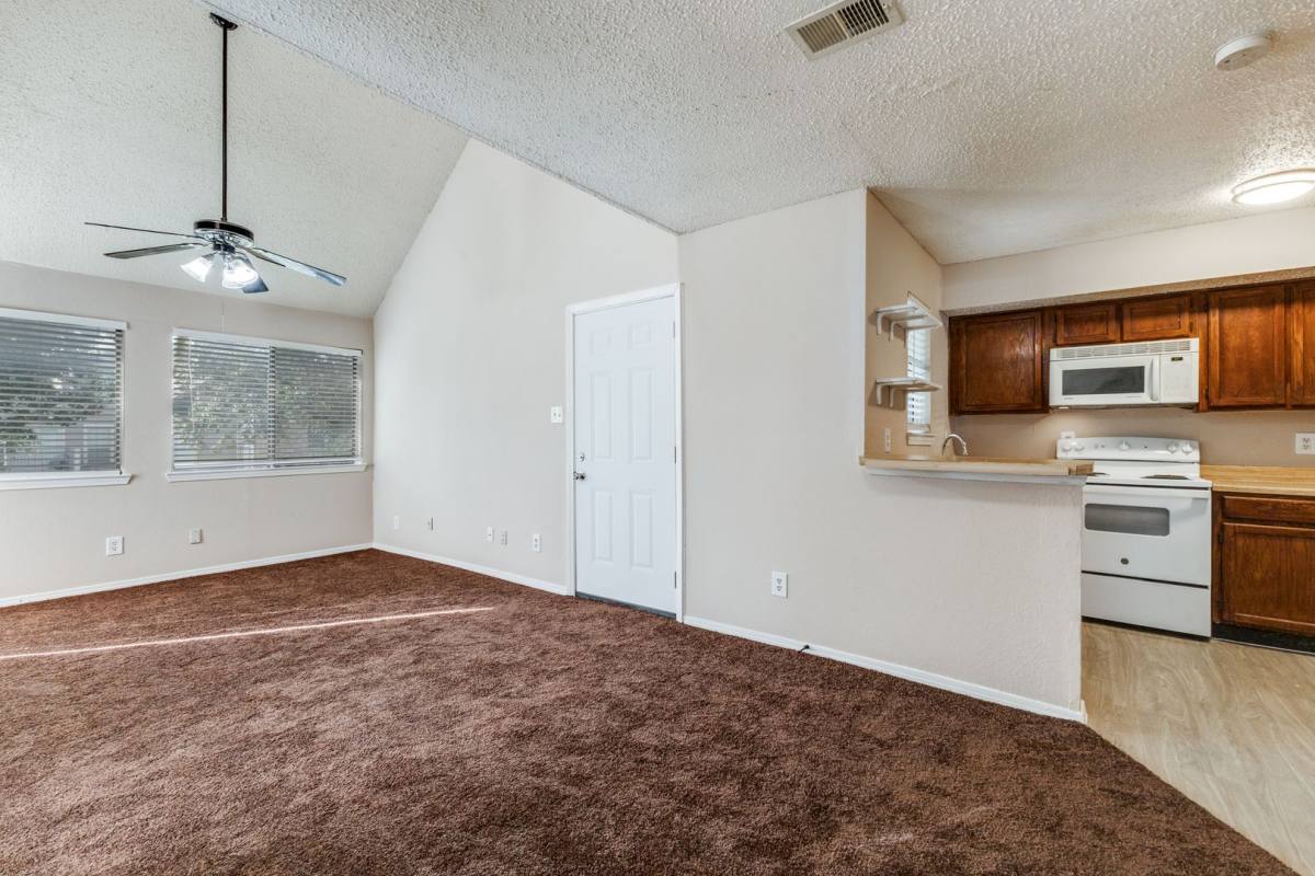 House for rent at 9833 Walnut St, Dallas, TX 75243