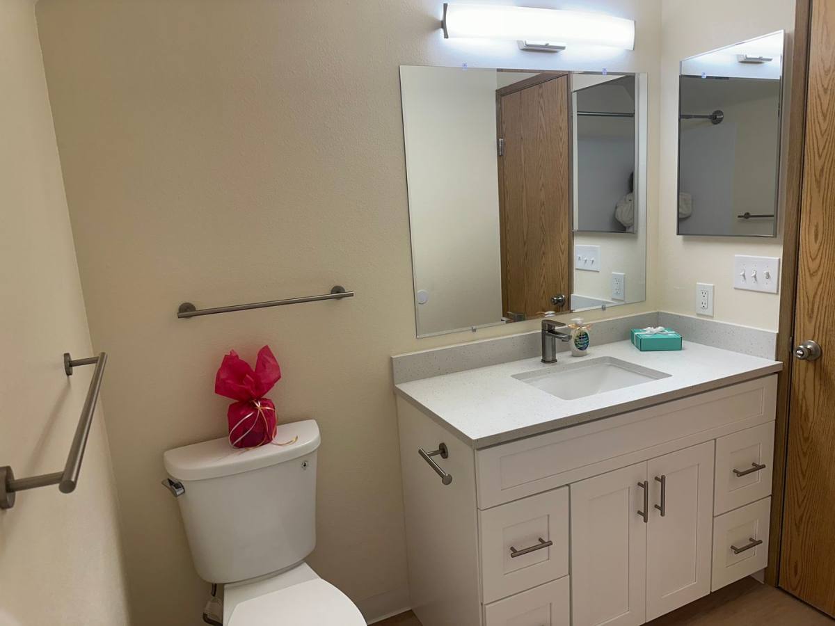 Apartment for rent at 17525 NE 40th St, Redmond, WA 98052