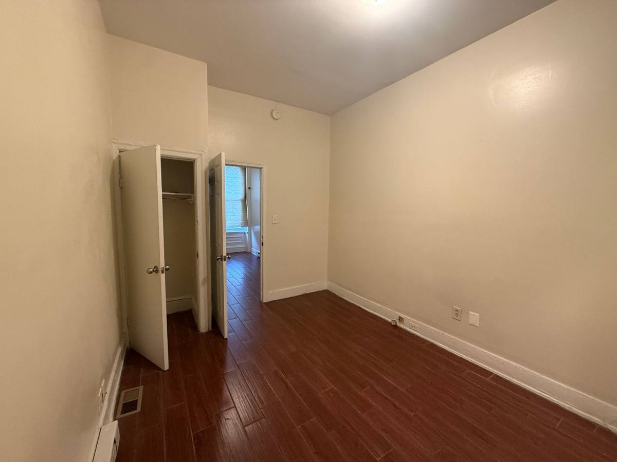 Apartment for rent at 1819 W Oxford St, Philadelphia, PA 19148