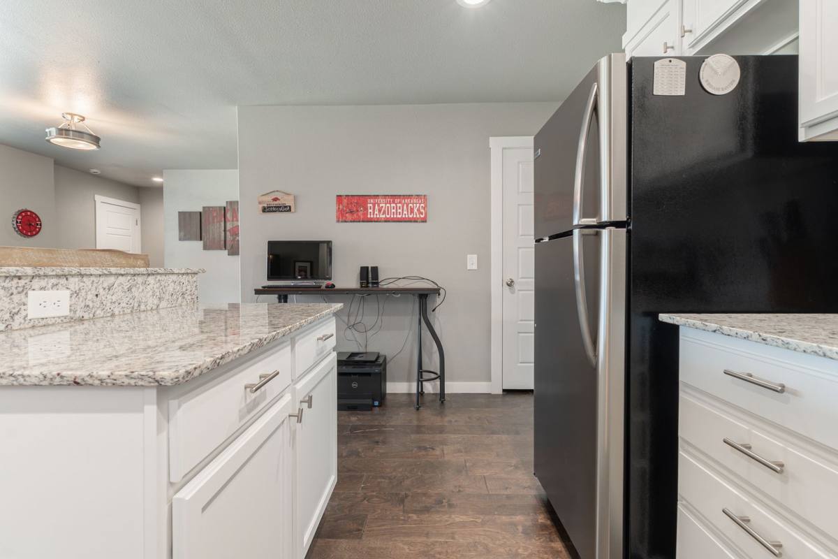 House for rent at 2805 W Lakewood Dr, Fayetteville, AR 72704