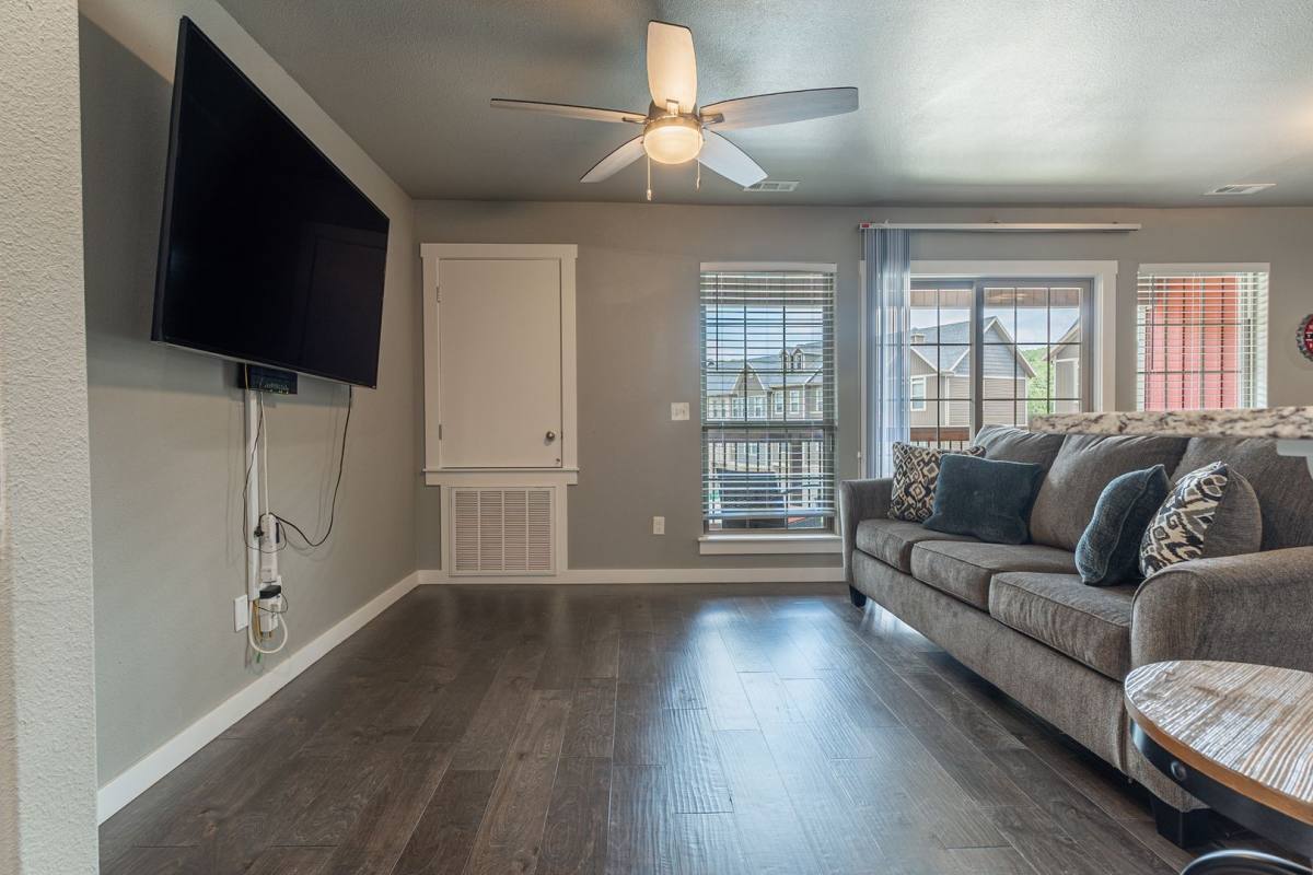House for rent at 2805 W Lakewood Dr, Fayetteville, AR 72704