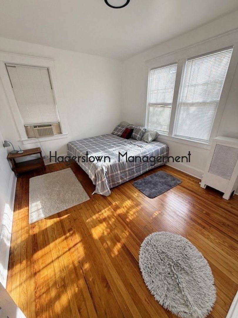 Apartment for rent at 1128 Hamilton Blvd, Hagerstown, MD 21742
