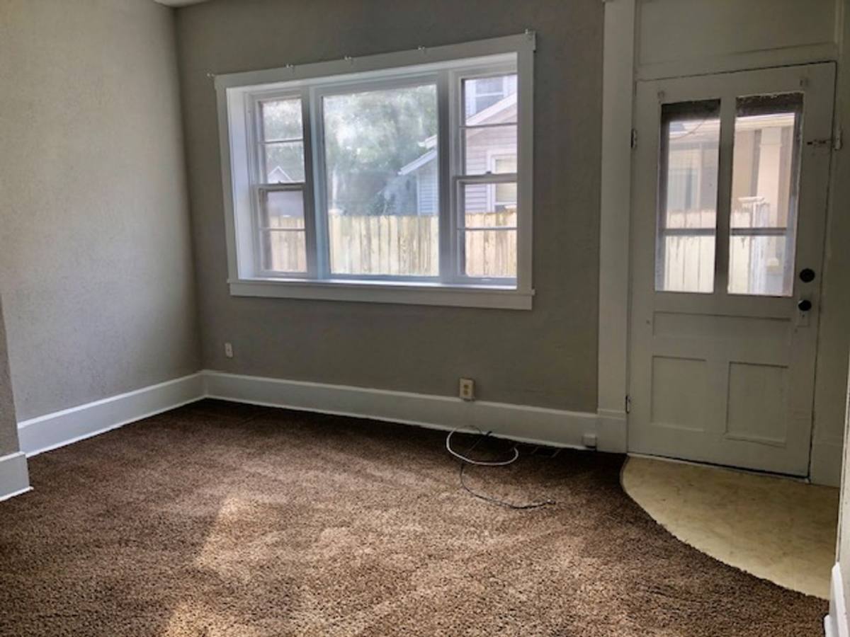 Apartment for rent at 548 E Pearl St, Miamisburg, OH 45342