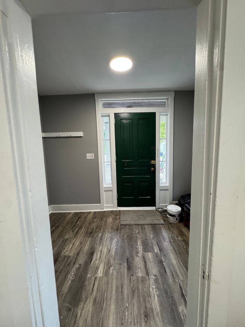 House for rent at 942 Woodlawn Ave, Ann Arbor, MI 48104