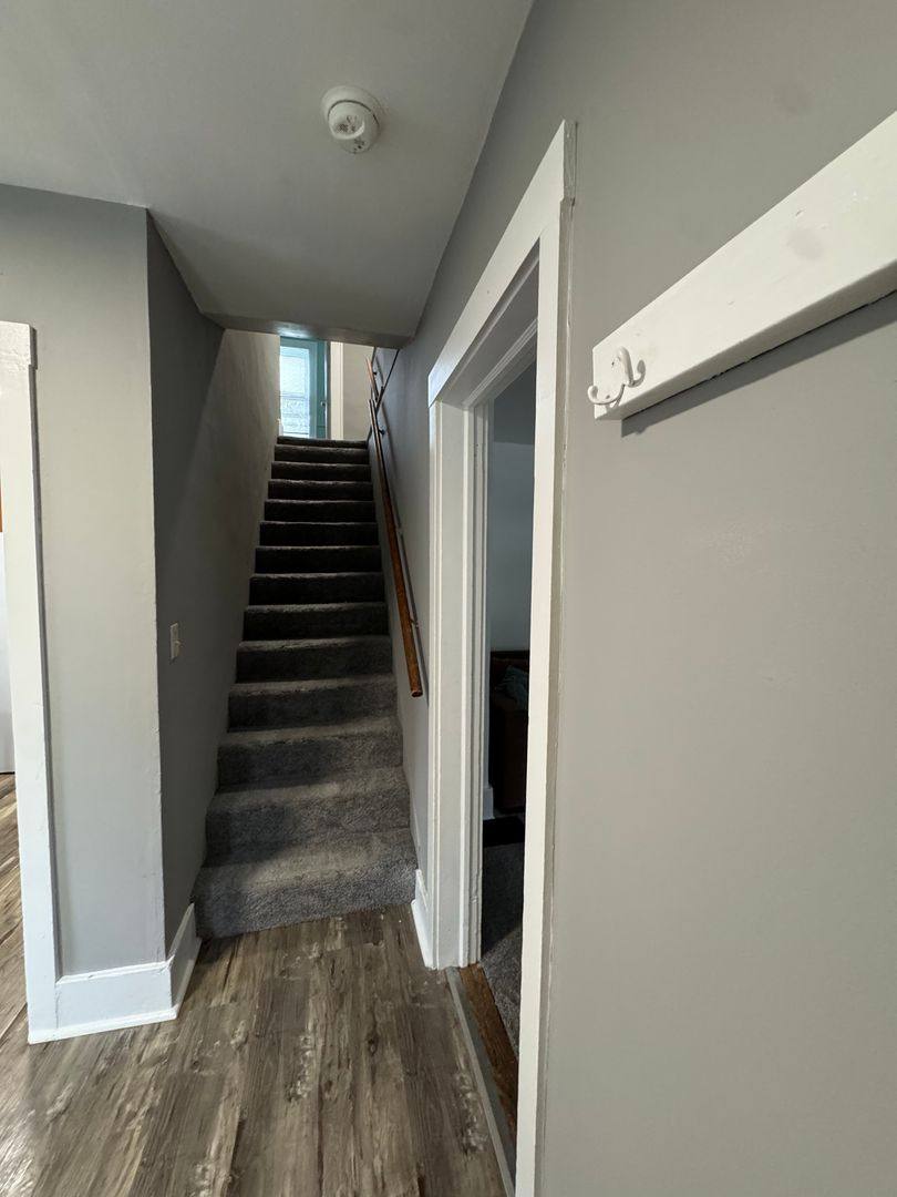 House for rent at 942 Woodlawn Ave, Ann Arbor, MI 48104