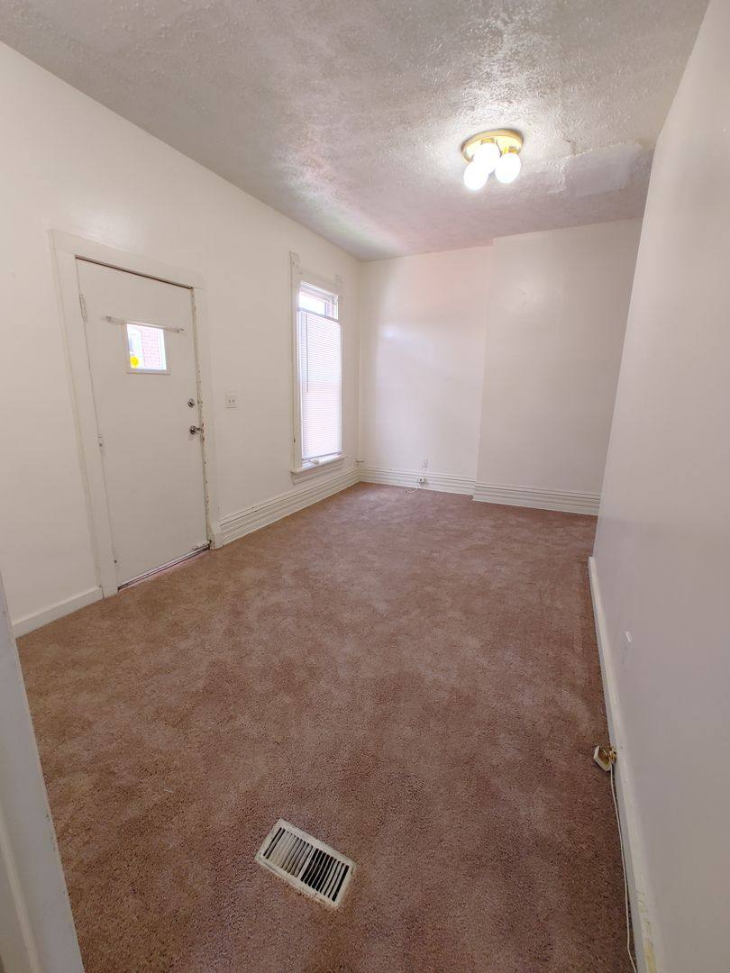 Apartment for rent at 133 - 1335 W, Columbus, OH 43201