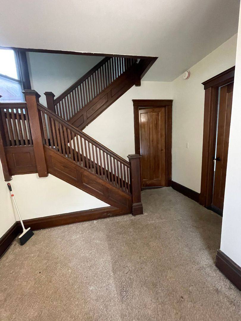 Apartment for rent at 412 Ewilliam St, Ann Arbor, MI 48104