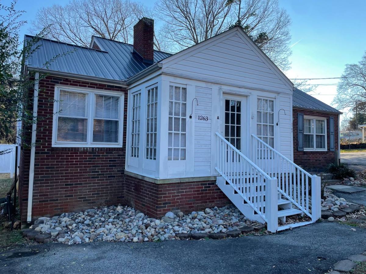 Apartment for rent at 1263 A-B-C Winslow Ave, Asheboro, NC 27205