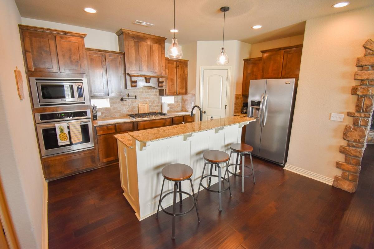House for rent at 562 N Salem Rd, Fayetteville, AR 72704