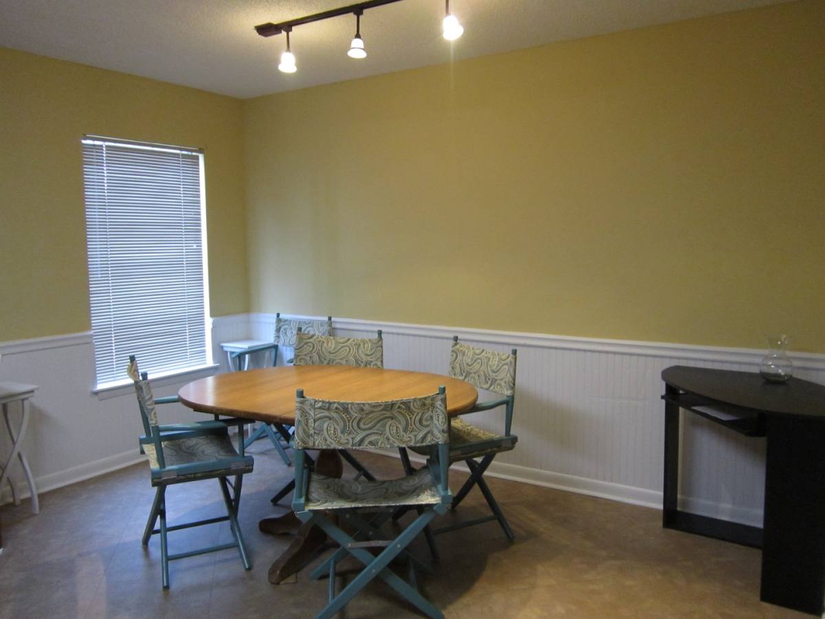 House for rent at 154 E University Dr #E-201, Auburn, AL 36830